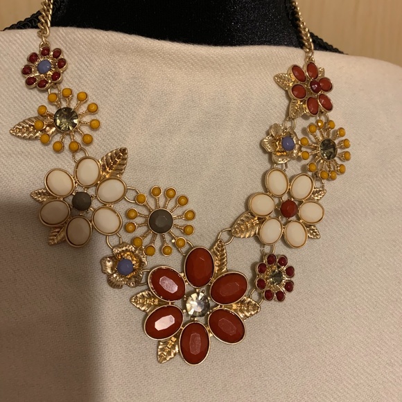 Jewelry - Colorful Gold and Flowery Designed Necklace